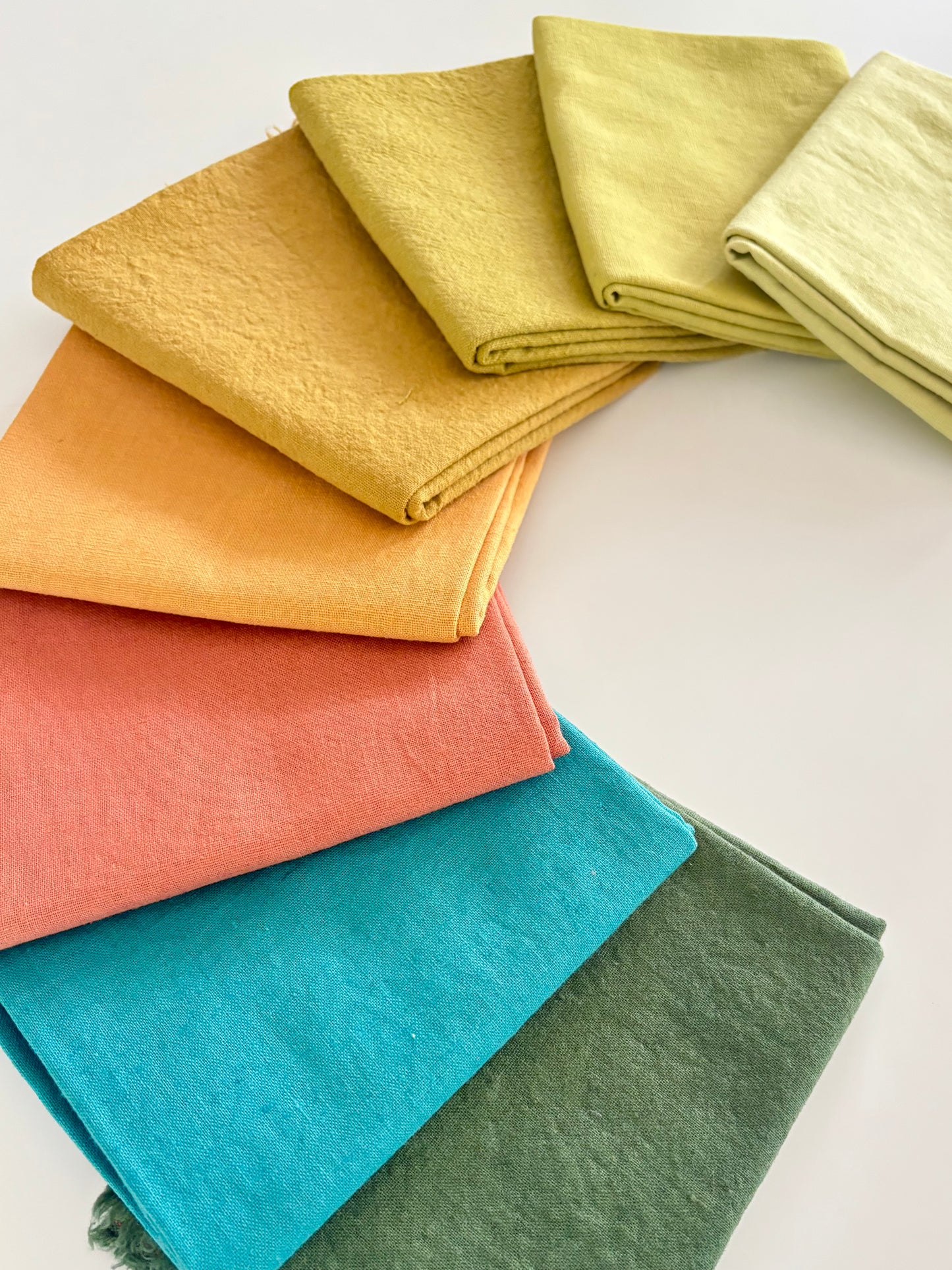 Complimentary Lake Fat Quarter Bundle