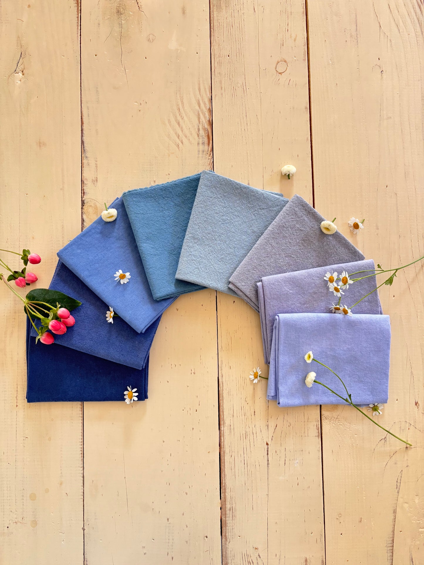 Painted Periwinkle Fat Quarter Bundle