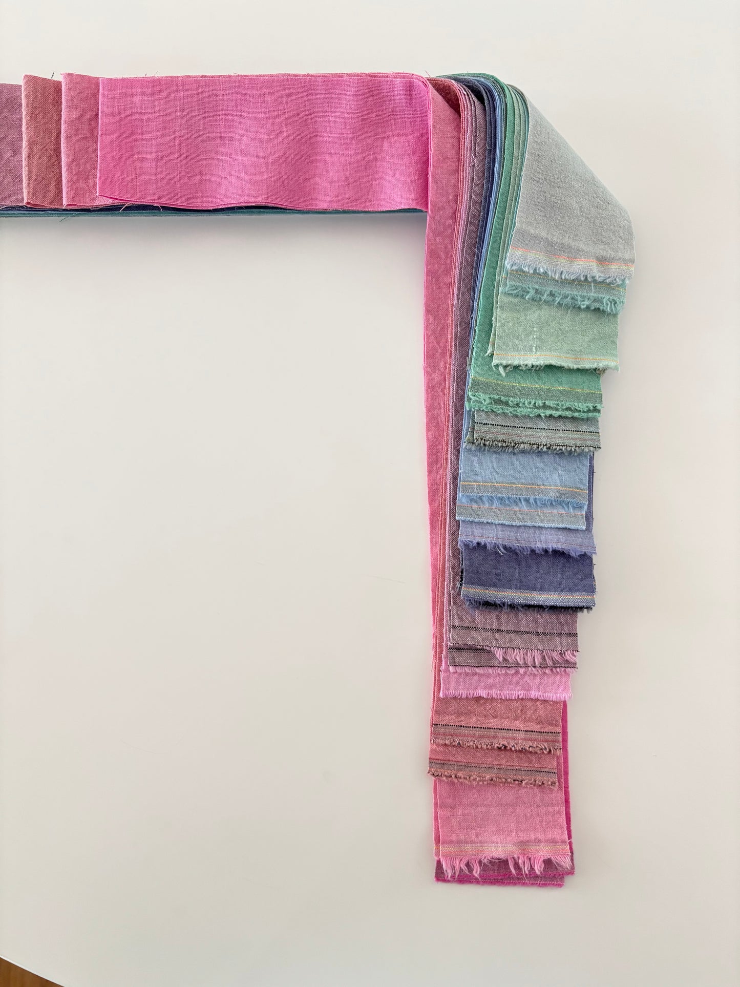 Orchid Light Jelly Roll - 15 strip