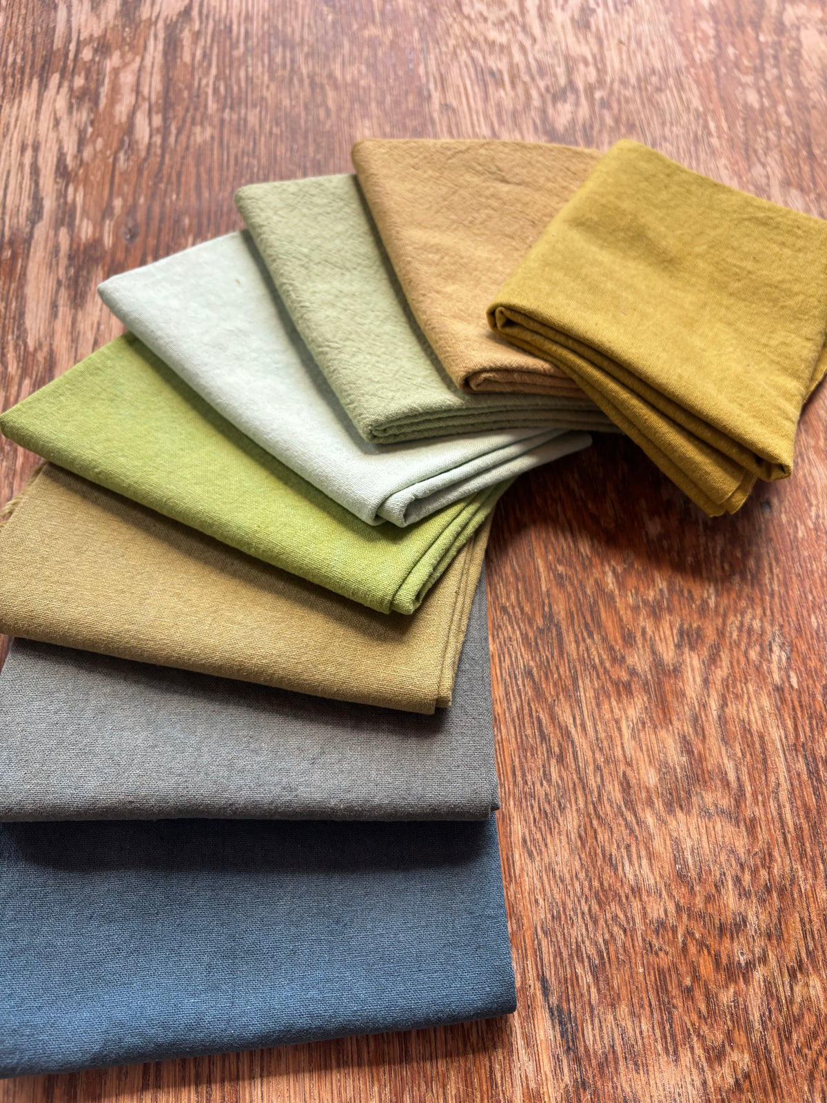 Golden Delicious Fat Quarter Bundle