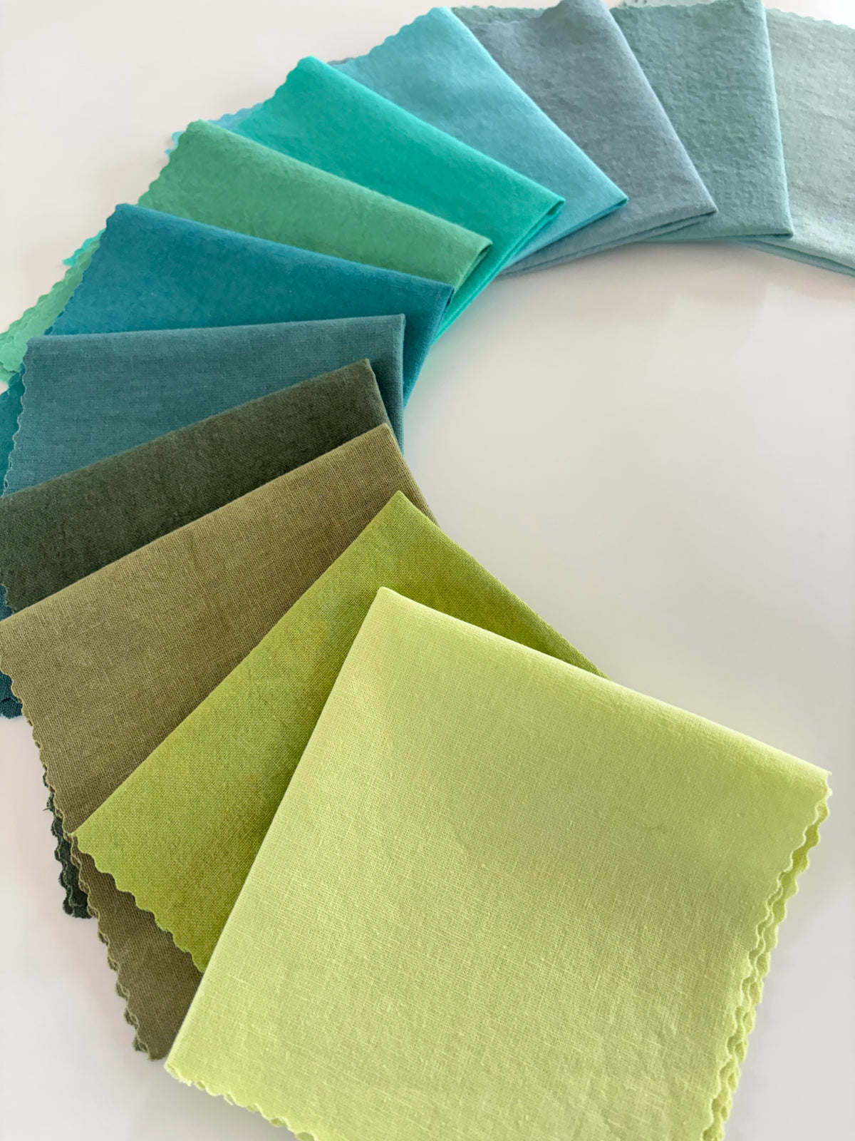 Teal Tale 10" Layer Cake - 12 piece