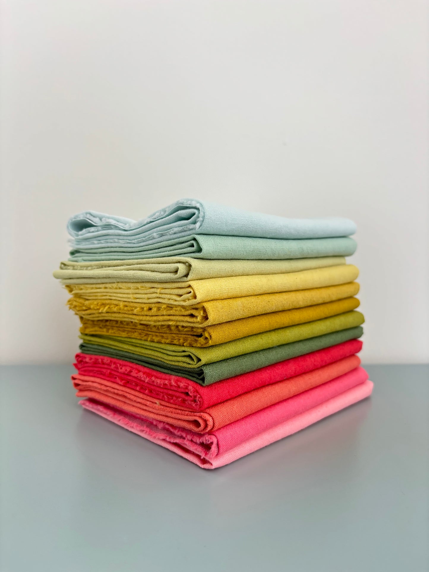 Red Hot Holiday Fat Quarter Bundle
