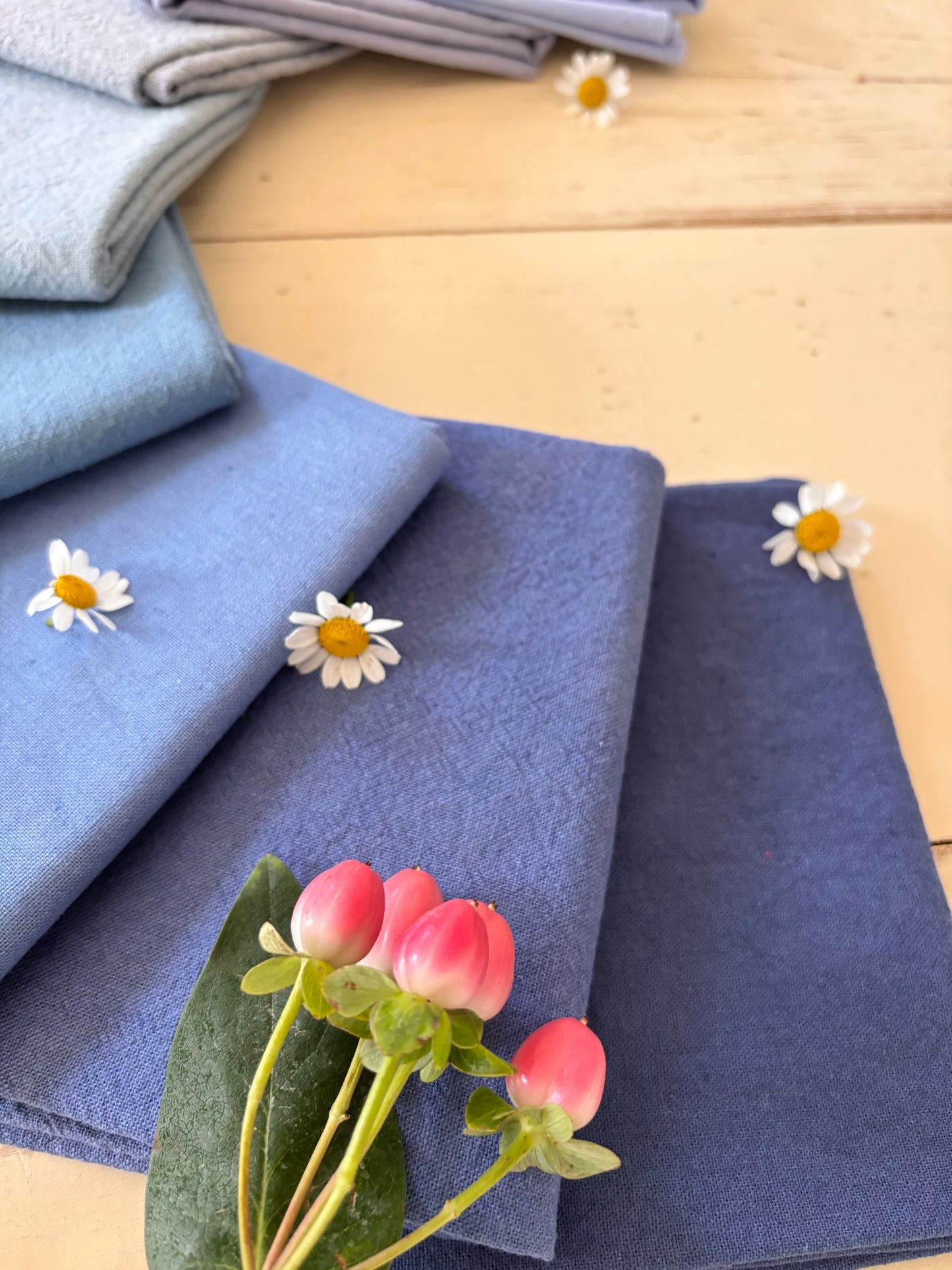 Painted Periwinkle Fat Quarter Bundle