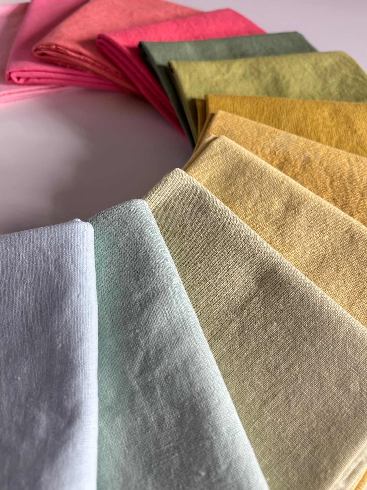 Red Hot Holiday Fat Quarter Bundle